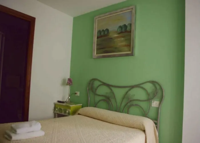 Casa Curro 3*